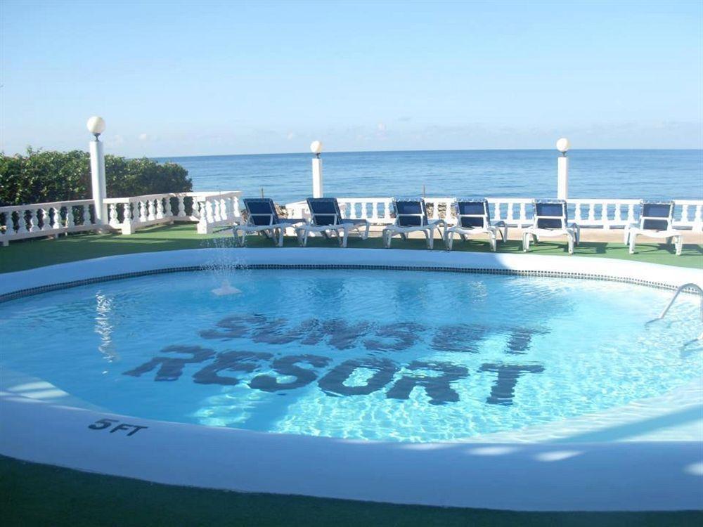 Beyond Sunset Resort & Villas 트레저 비치 외부 사진